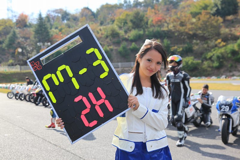 2013/10/27 PHOTO6 2時間耐久決勝 | タマダカップ公式サイト